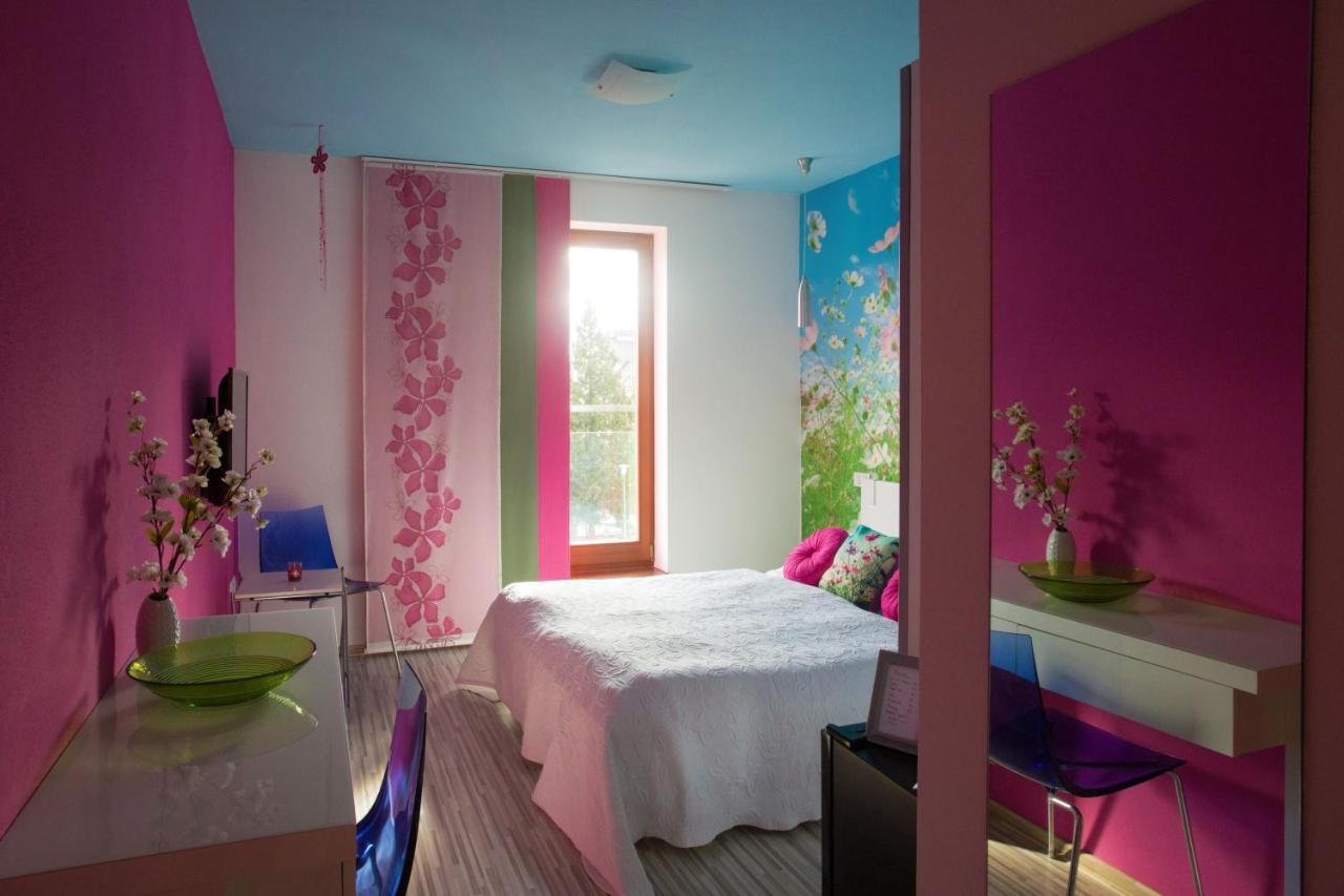 Design Hotel Romantick Тршебонь Экстерьер фото